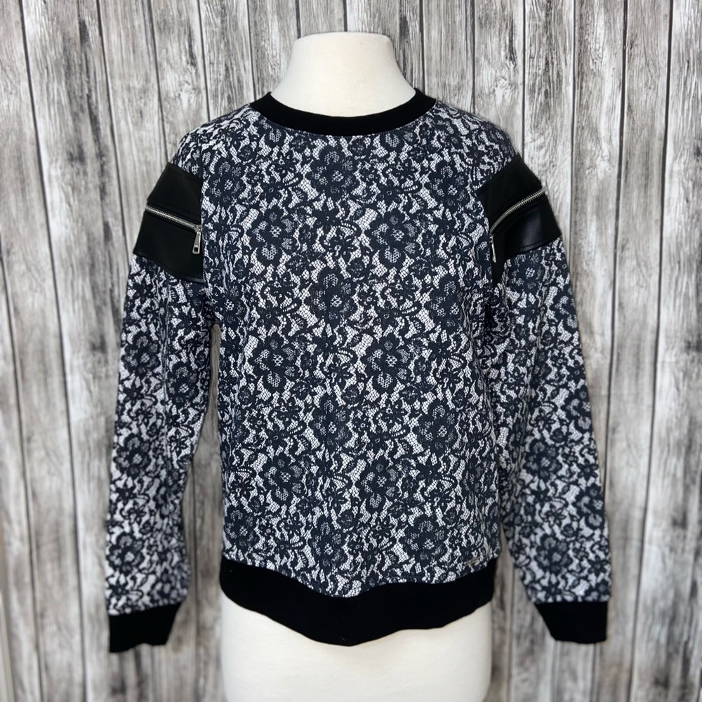 NWT DKNY sweater Sweatshirt Cool Graphic Arm Zippers & Patches Size S
